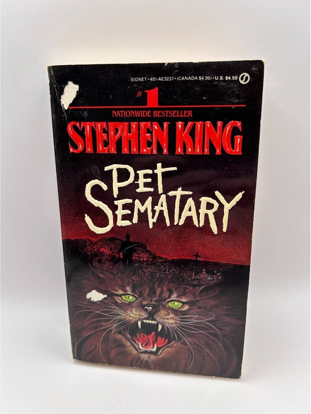 Stephen King Pet Sematary Paperback 1984 Embossed Cover Lettering